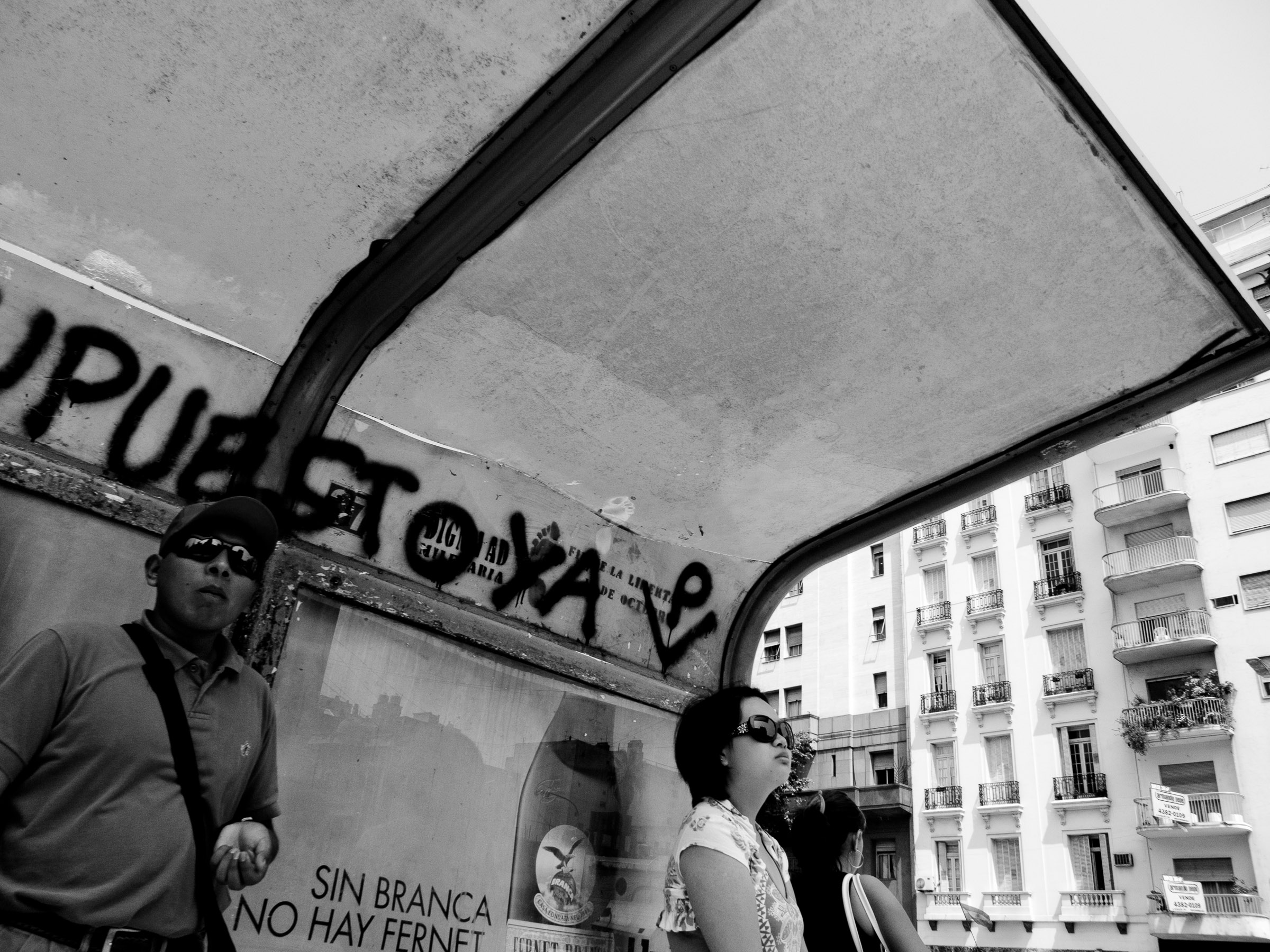 299215 3999161 buenos aires bus stop 3 2